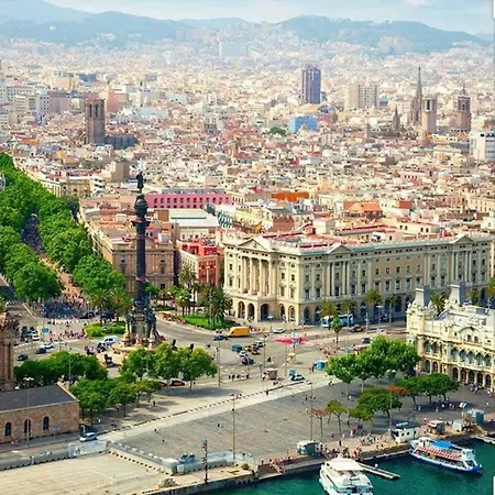 Apartament Con Terraza Y Piscina En *