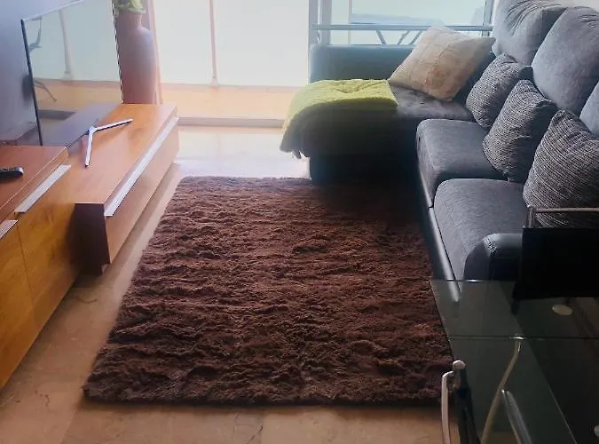 Con Terraza Y Piscina En Appartement Malgrat de Mar
